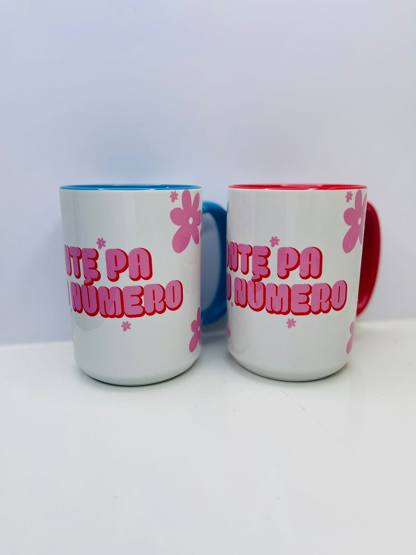Taza - "Ponte pa' tu número" (Dos colores a escoger)